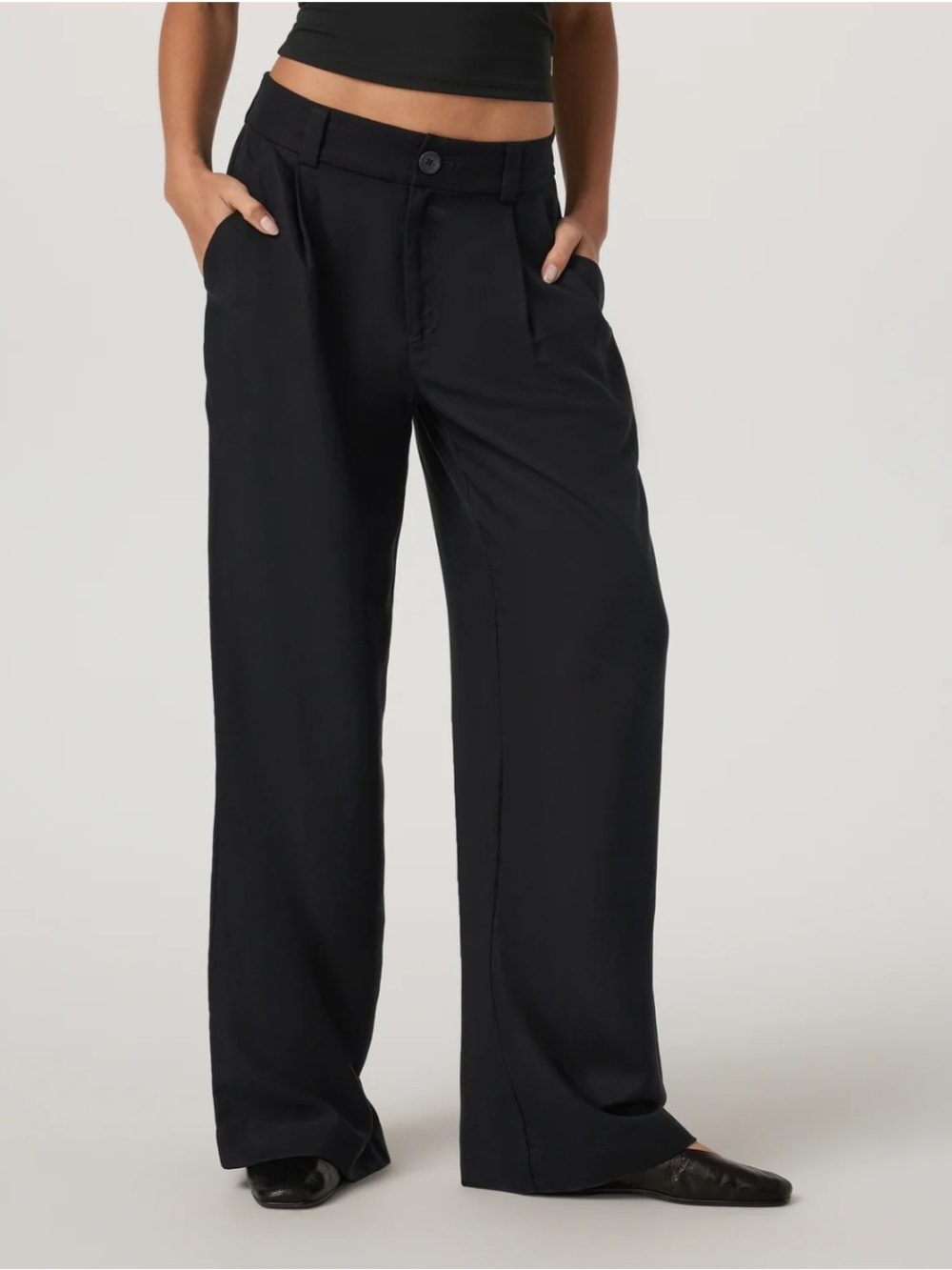 Vuori Trestles Twill Wideleg Black Pants